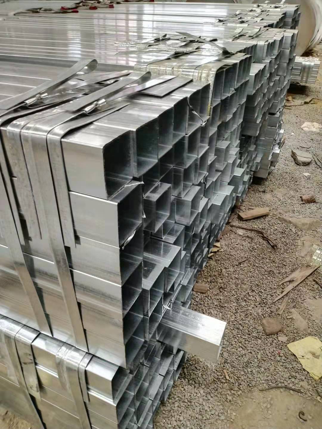 冷镀锌方管产品展示